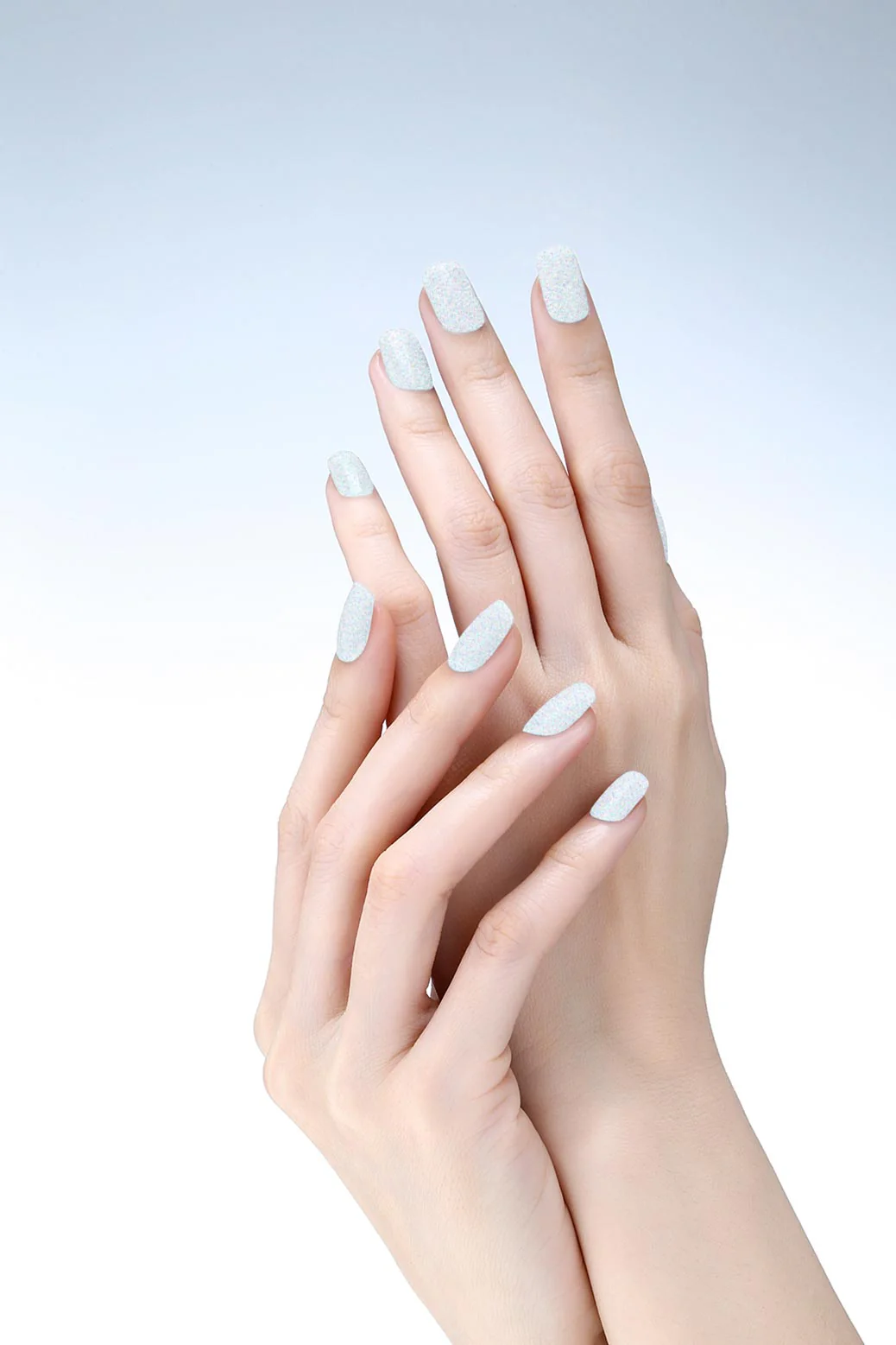 GLITTER NAIL ENAMEL (20 SHADES) - Image 11