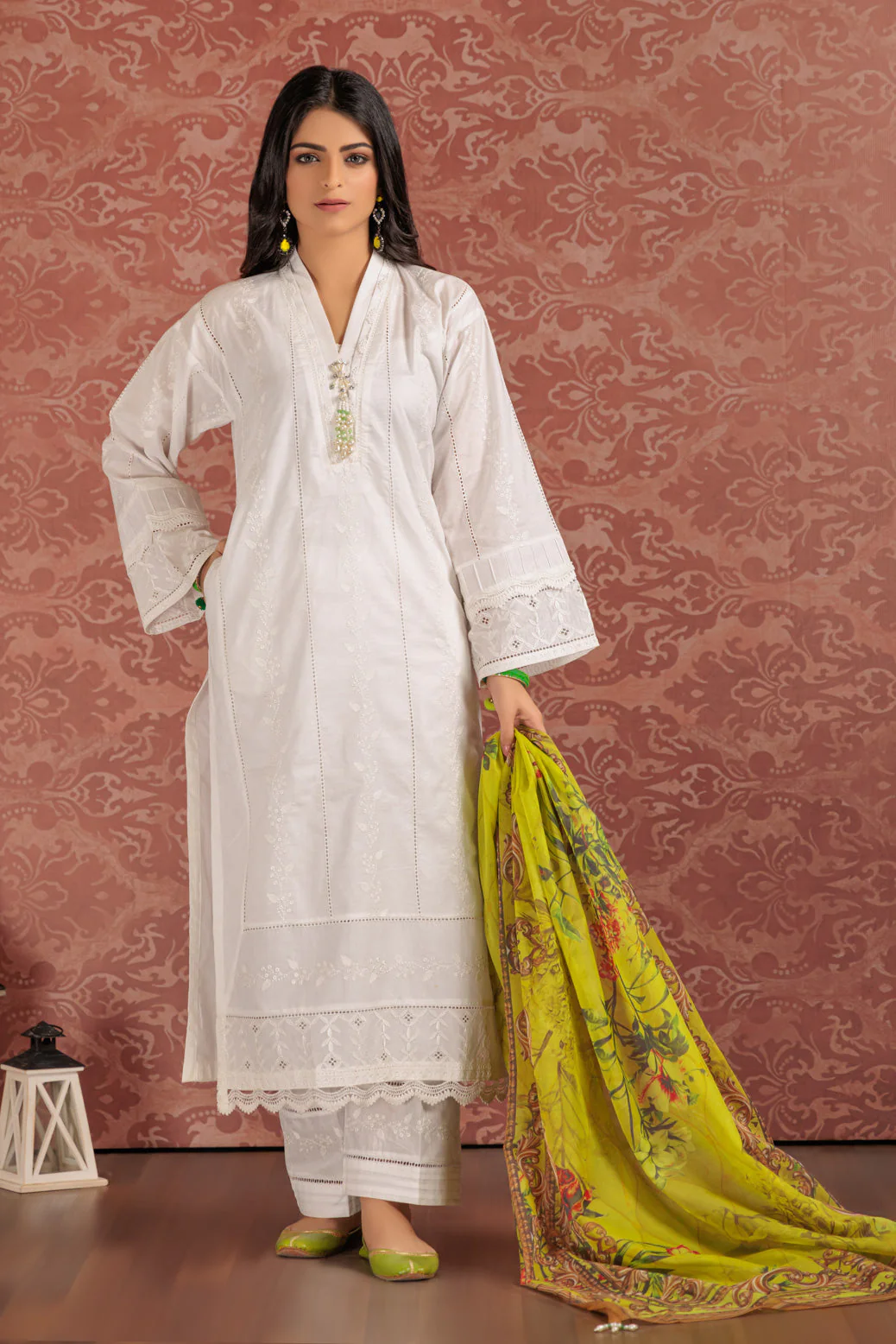 WHITE-CAMBRIC-3 PIECE (WRS223P74)