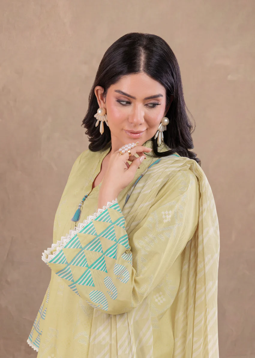 L-Yellow-Lawn-3 Piece (WP3PPBS26B3A19) - Image 5
